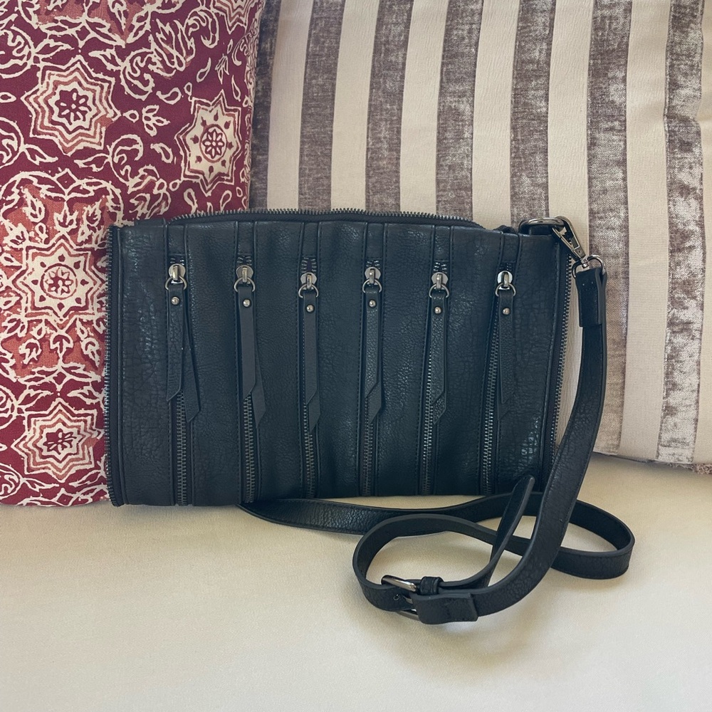 Sondra Robert’s Crossbody Bag